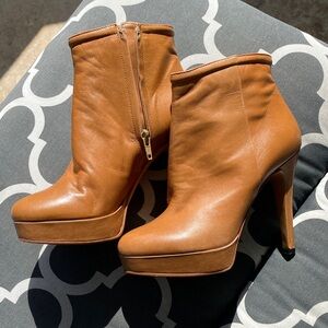 Barneys New York CO-OP “Becky” Tan Lambskin Leather Platform Ankle Boots 6.5